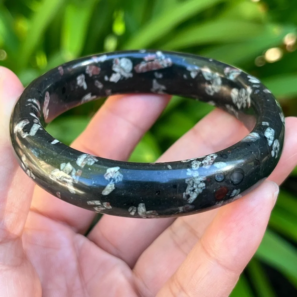 57.5mm inner‎ diameter plum blossom jasper bangle 0323